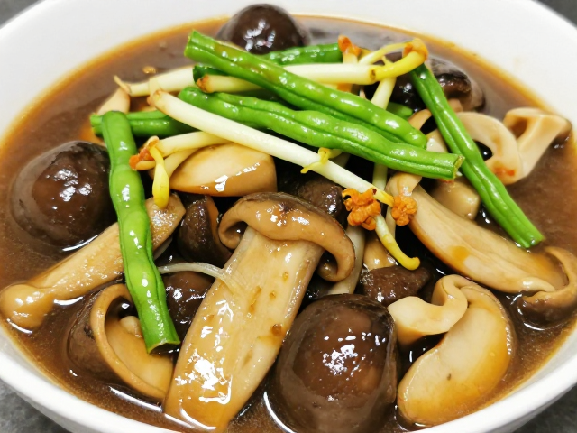 泥鳅炖杏鲍菇去腥法