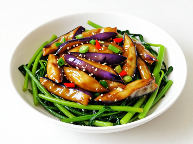 鱼香茄子配空心菜，郫都鲜货入菜，在家也能烧出正宗家常味