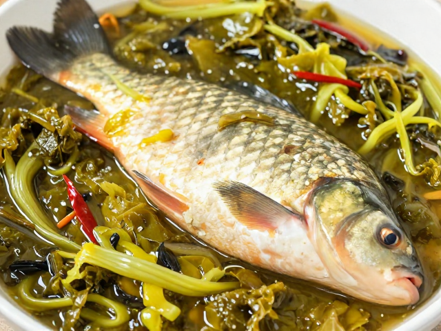 刀工与腌制：锁住水分与入味的关键步骤