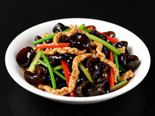 椒麻味川东家常菜，宽油滑炒木耳鱼香肉丝，重视复合调味