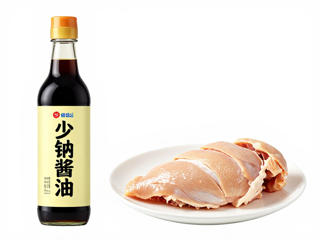 老人食谱推荐，少钠酱油配鸡胸肉，控盐又营养