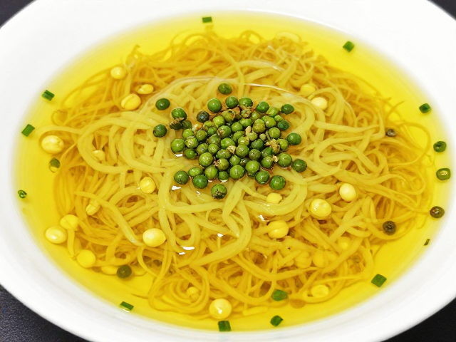 黄豆酱与葱姜油的基底风味构建