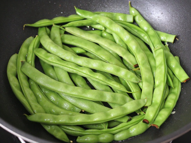 四季豆与根茎类怎么炒才脆嫩？码味上浆技巧让麻辣食材更入味