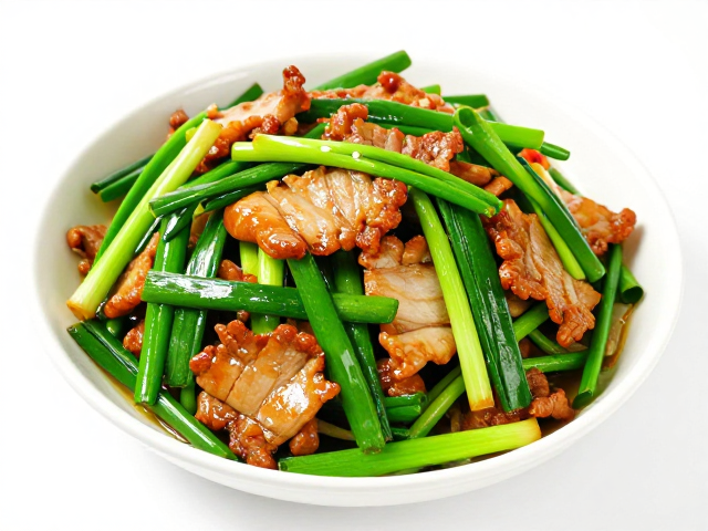 蒜苗与肉片的色香味博弈