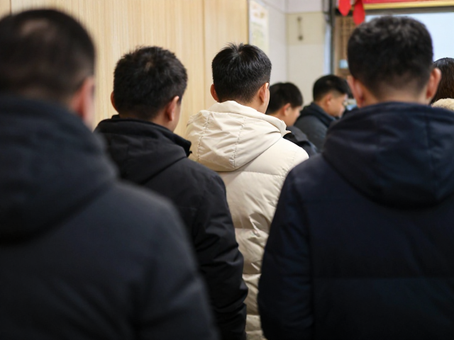 排队背后的等值交换，是时间对美味的考量