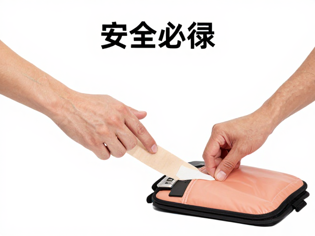 户外安全必读,晒伤冻伤处理、医用胶带固定与AED实操
