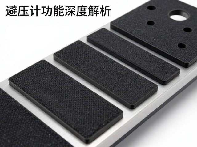 避震缓冲垫片结构如何提升机芯稳定性？气压计功能深度解析
