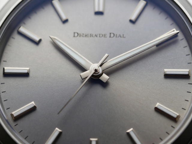 Degrade Dial工艺解析，多层次渐变烟熏盘面的电镀着色美学