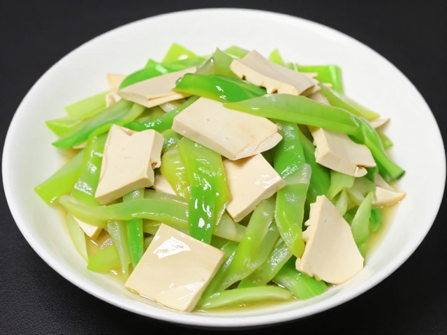 豆花炒莴笋的食材甄选与预处理技巧