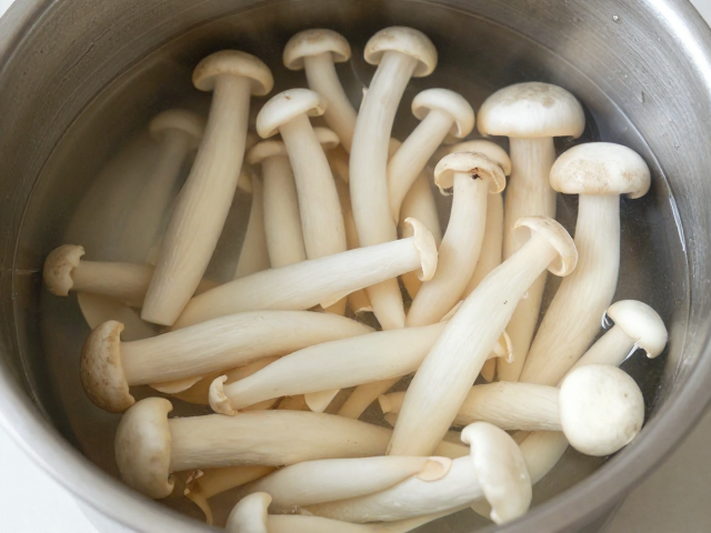 分步泡发与清洗去杂