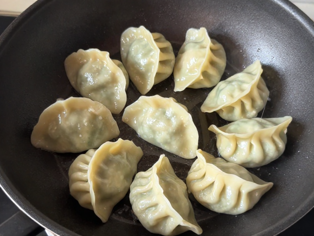 小煎小炒讲究火候与镬气
