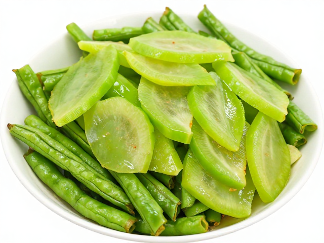 鱼香菜品制作，干煸四季豆与莴笋的家常美味做法