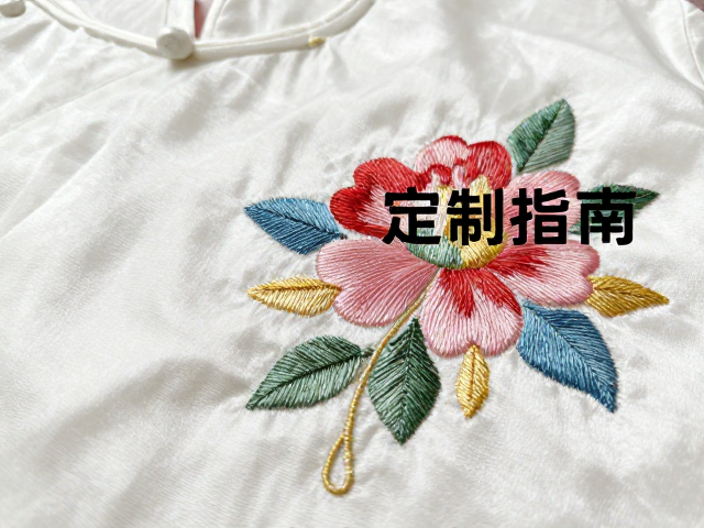 盘线工艺的特色及其与锁绣的融合