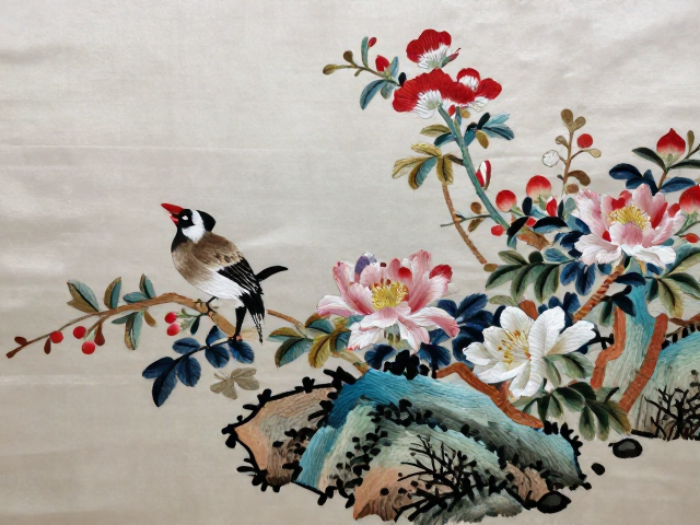 花鸟山水顾绣定制，层次设色讲究，打造高定书画绣品