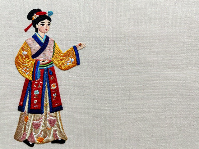 纹样重构与材质对话