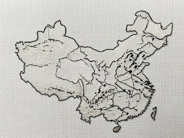 显微看春秋刺绣，丝织技术飞跃下的针法结构解密