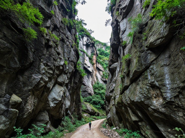 浙西山区的峡谷秘境：皖浙天路周边徒步