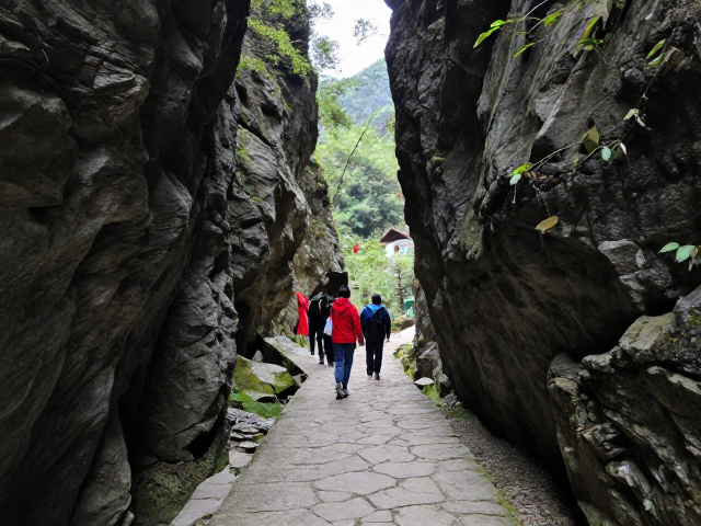 徒步古道寻文化,峡谷传统节日安排本地向导攻略