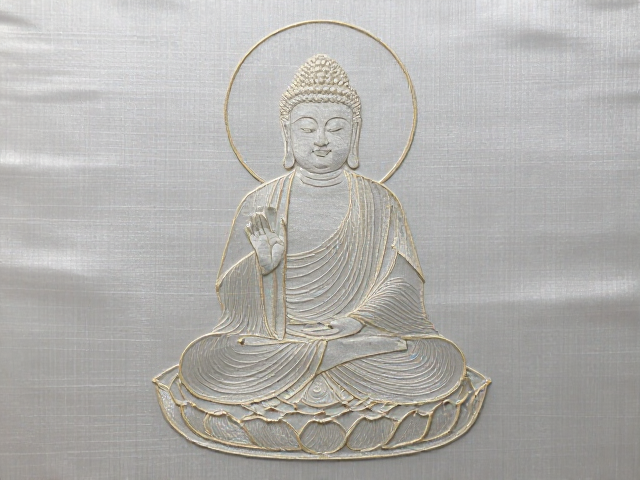 魏晋南北朝佛像供养绣品，丝线保护与避免触摸的研究