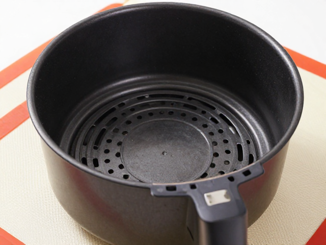 利用食品级硅胶垫构建防滑界面