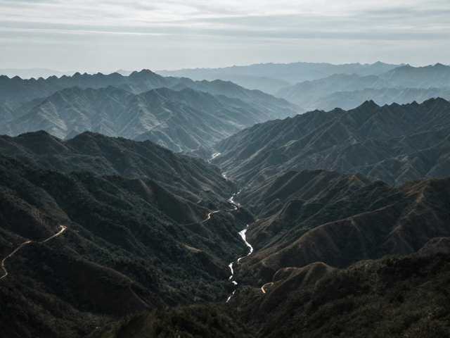 广角镜头的光学特性与空间构建
