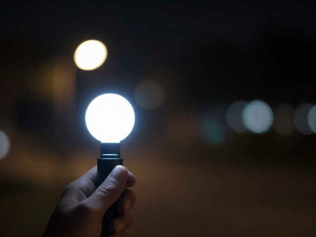 夜间测光的策略与曝光控制