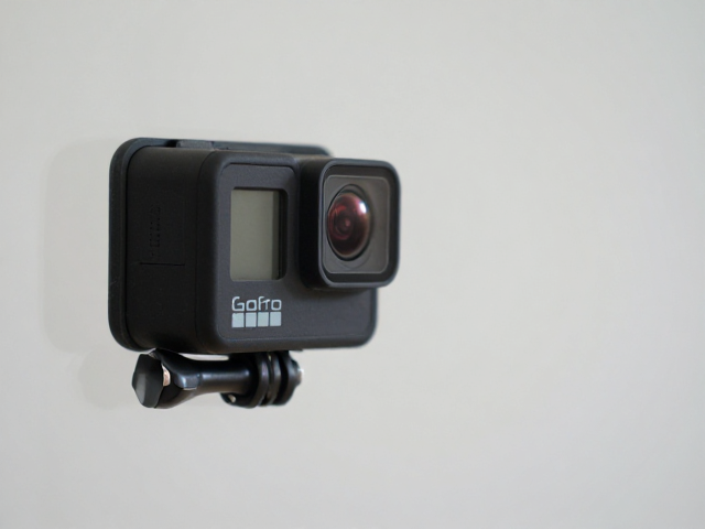 GoPro通用接口真空吸盘,牢牢吸附玻璃,轻松调整拍摄角度