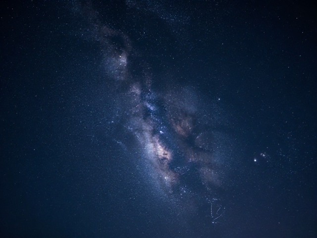 开启HDR与防抖技巧,星空延时需长曝光,标准模式更日常
