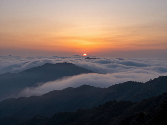Time-lapse延时摄影,记录沿途日出日落与山川云海流动绝美风景