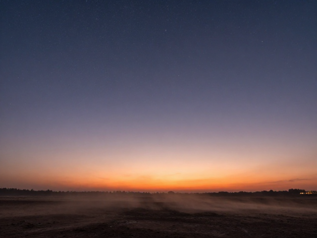 延时拍摄日落星空变化,如何避开灰尘泥沙,拍出纯净夜景?