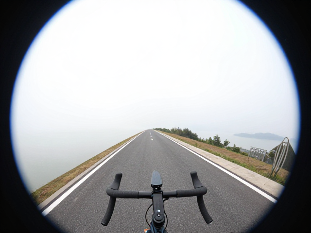 骑行路线记录,鱼眼畸变校正,调整画面水平修正倾斜构图问题