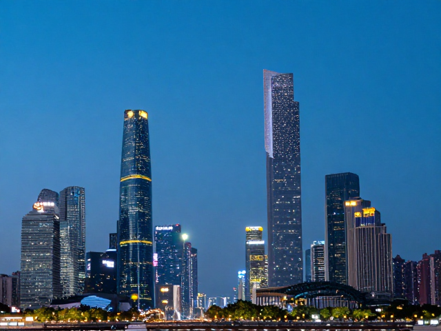 广州珠江新城:现代都市的几何美学