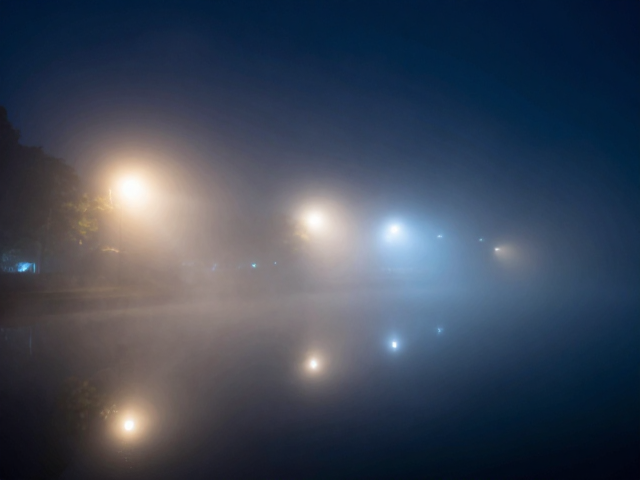 雾景夜景光晕泛晕效果,PS高光柔化与氛围感营造教程