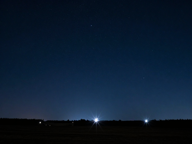 夜景曝光技巧，矩阵测光与小光圈拍出绝美星芒
