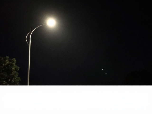 路灯环境光下弱光拍摄技巧,如何消除噪点,拍出纯净夜景