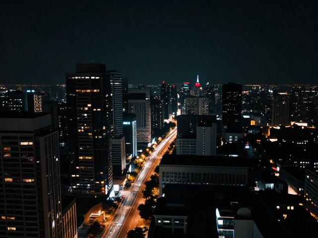 城市夜景暗调质感优化，3步打造电影级高级氛围感