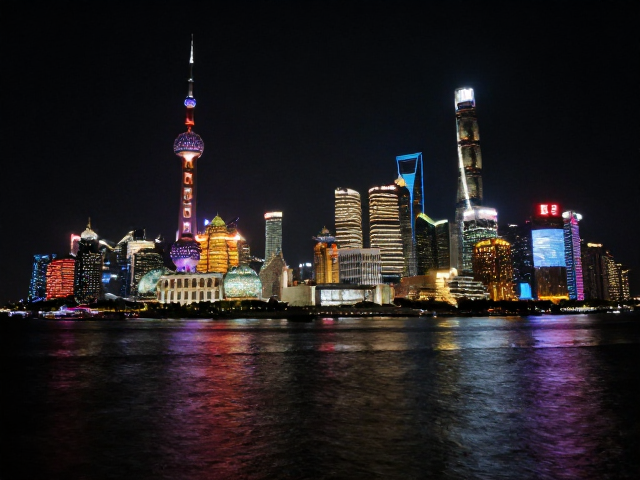 手机夜景拍摄技巧,增强层次感、去除偏色,打造极致通透画质