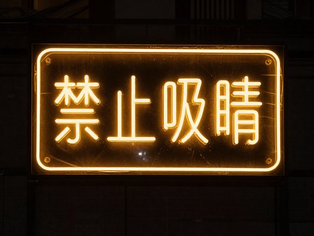 朋友圈场景适配：构图与氛围的营造