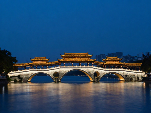 蓝调时刻古桥灯光夜景,大桥绝美打卡指南与拍照攻略