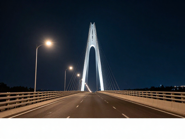 路桥夜景怎么拍?曝光补偿微调技巧,解锁建筑桥梁摄影大片