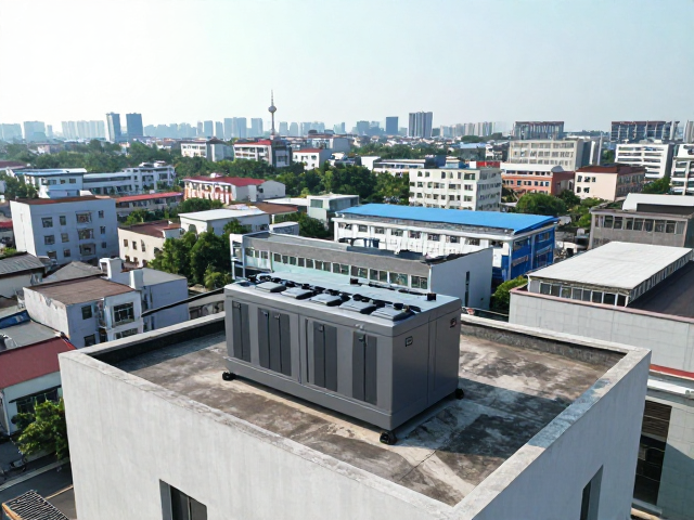 楼顶机位配备用电池,稳拍城市全景俯拍大片