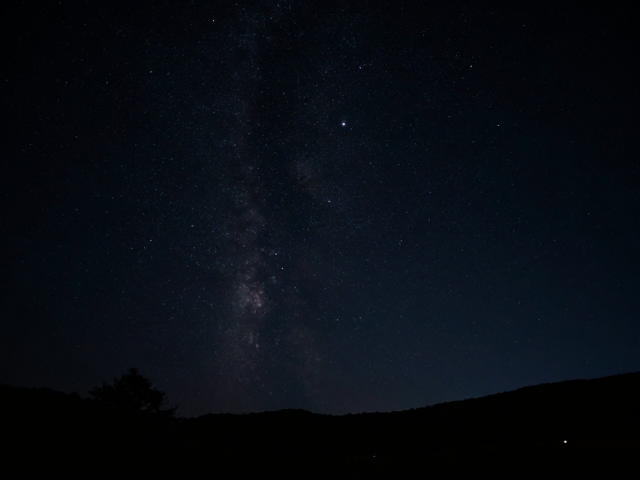 暗光成像清晰?试试星光对焦与手动曝光模式,夜景拍摄更专业