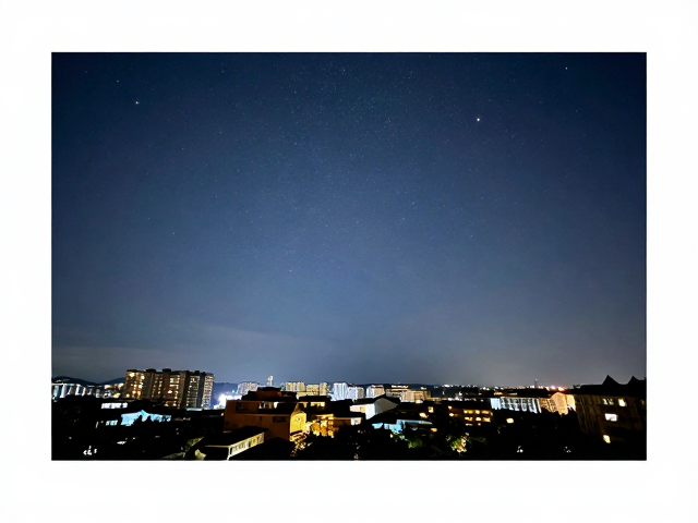 包围曝光技巧，让室外夜景与星空城市同框不爆光