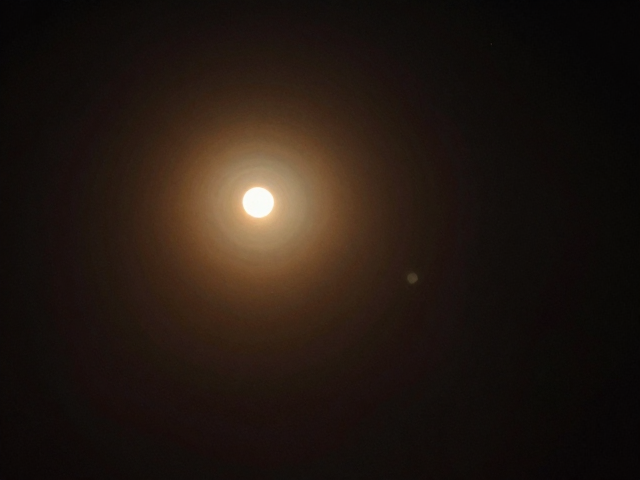 夜景摄影中的光线控制与曝光逻辑