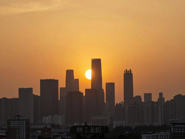 太阳位置预判技巧,利用城市天际线完美准备延时摄影