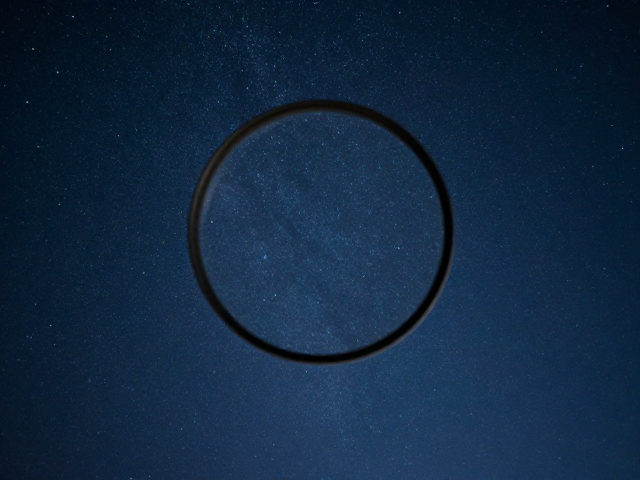 夜景星空怎么拍?半按快门预对焦,无限远放大辅助,轻松锁定星空细节