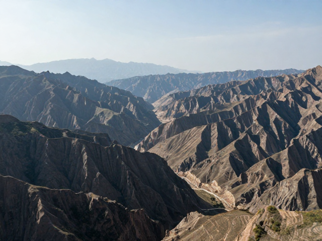 广角变焦拍山川峡谷,利用前后景层次感打造辽阔大片