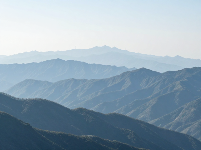长焦镜头拍高山远景,70-200mm/100-400mm定格清新自然风
