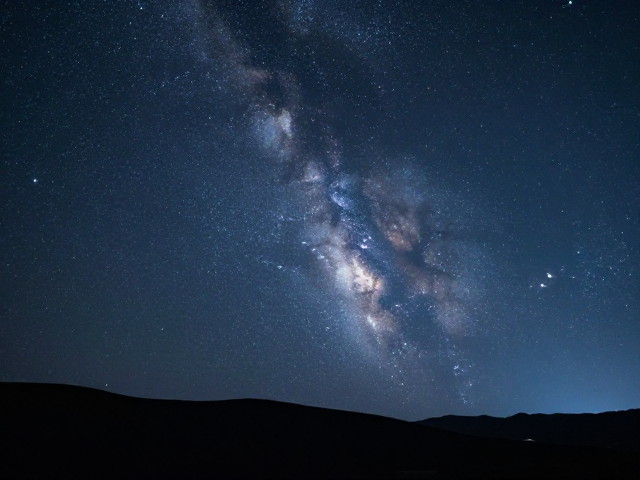 星空拍摄用极大光圈?f8-f11平衡前后景深的最优解