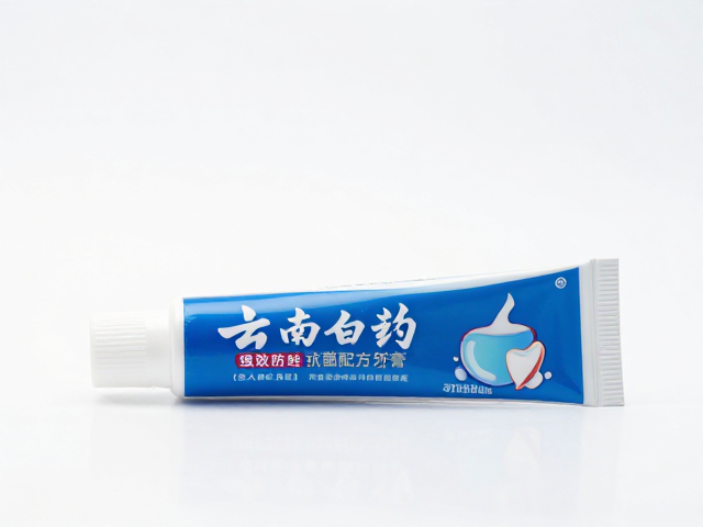 云南白药抗菌配方牙膏,强效防蛀守护口腔健康